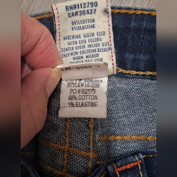 True Religion Jeans size 30 Waist 24 Leg  Stretch 3/4 Jeans - Picture 8 of 9
